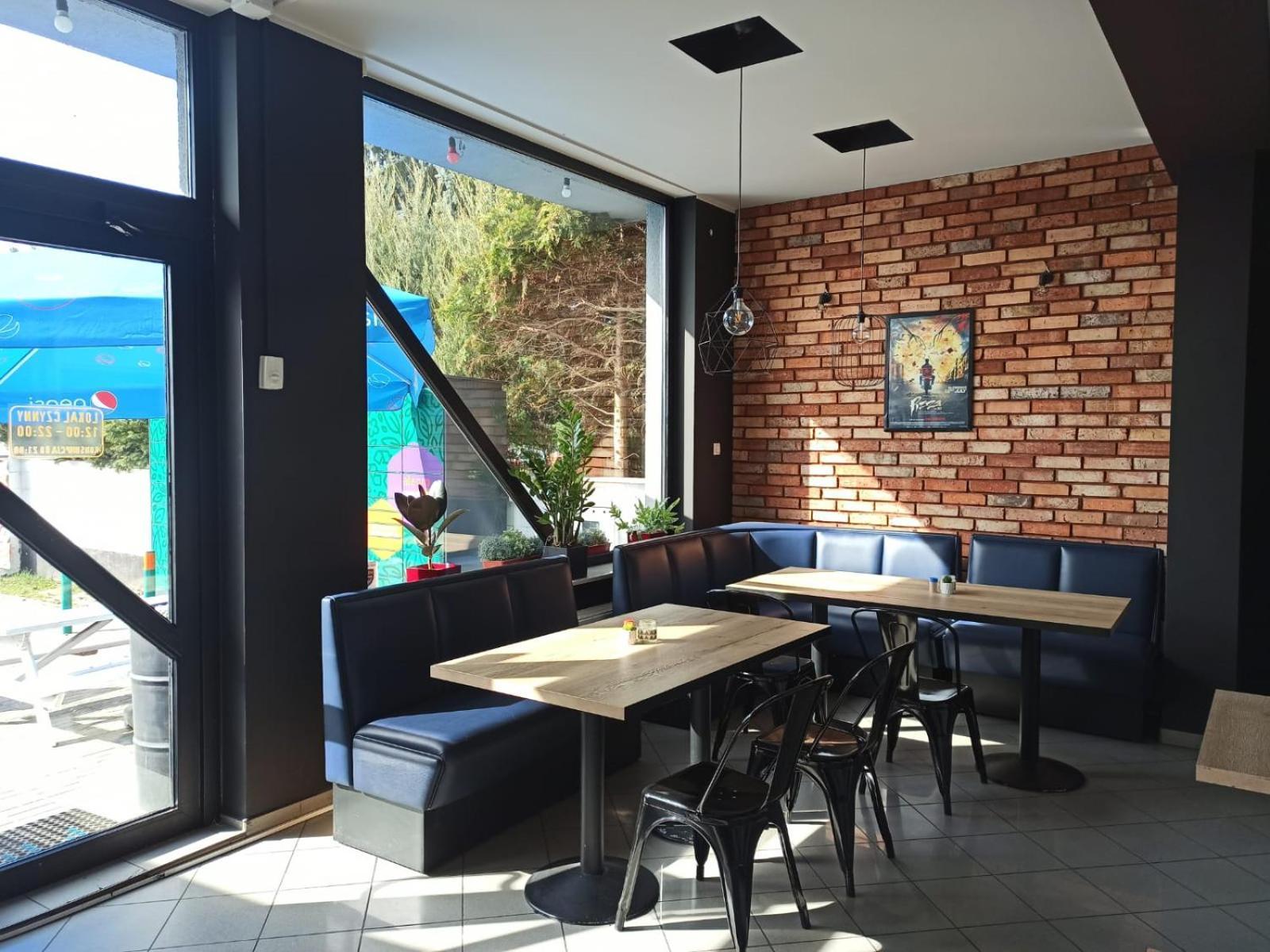 Pokoje Nad Pizzeria Познань Екстер'єр фото